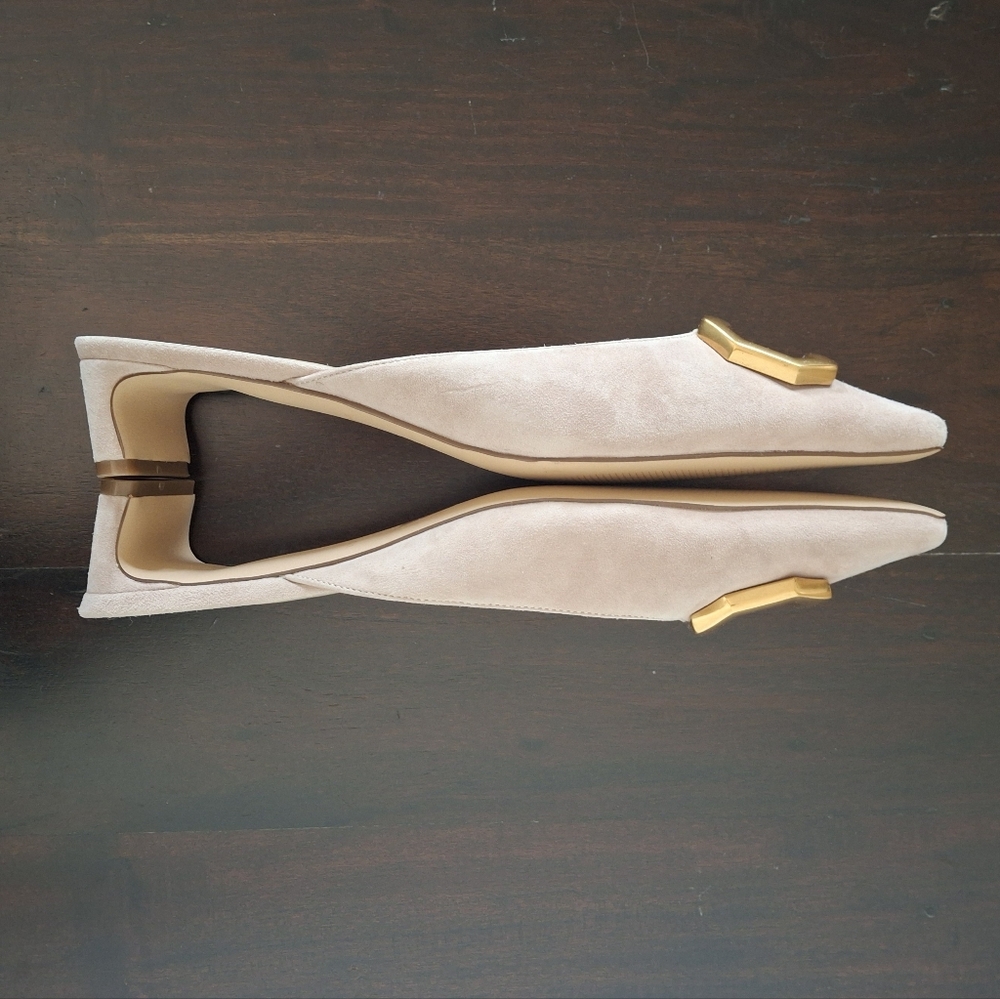 ANN TAYLOR Natural Suede Gold Buckle Mule Pumps -  Size 11 - Picture 2 of 7